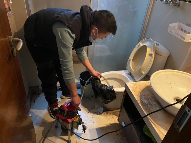 萨迦马桶疏通-疏通下水道