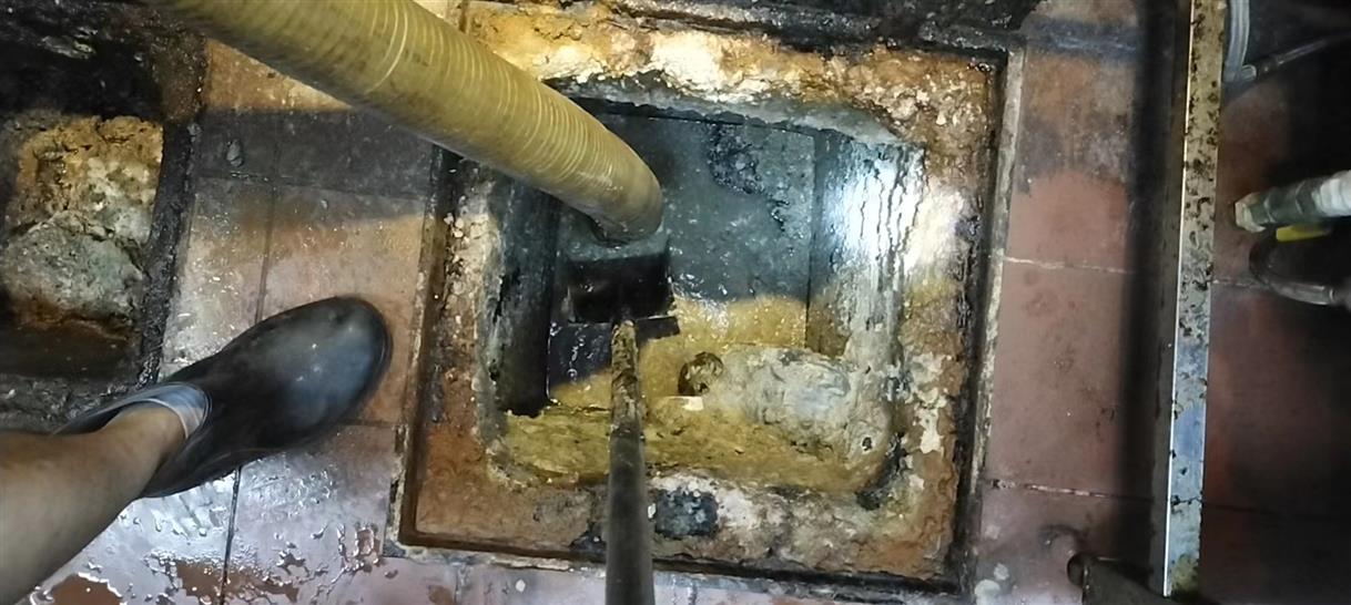 萨迦化油池清理-污水池清掏